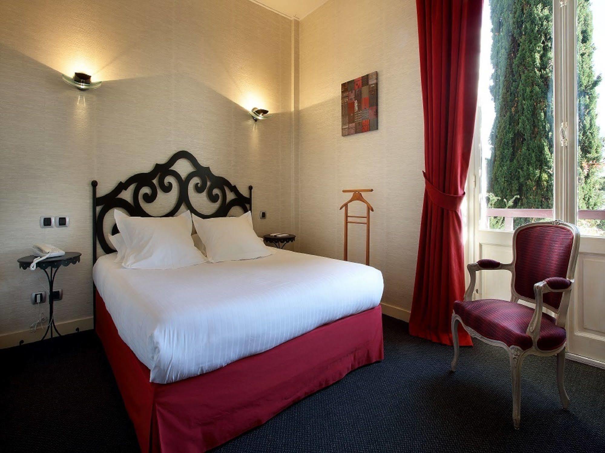 Hotel Ombremont Jean-Pierre Jacob Le Bourget-du-Lac Exterior foto